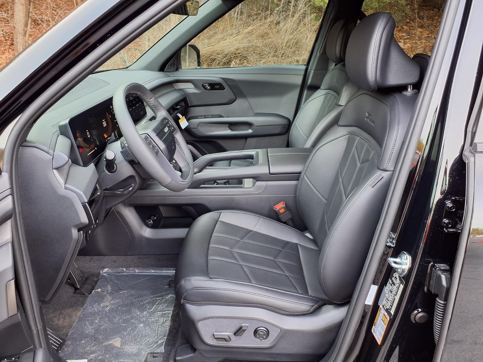 New 2027 Ebony Black Kia X-Line EX image 5