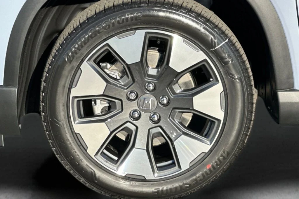 New 2026 Sonic Gray Pearl Honda Elite image 13