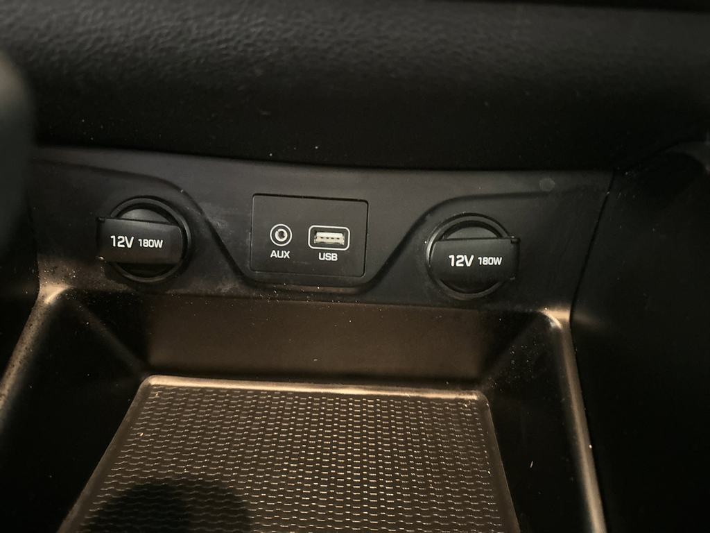 Used 2020 Blue Hyundai Value image 21
