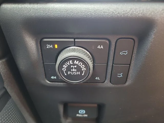 New 2026 White Metallic Ford Tremor image 33