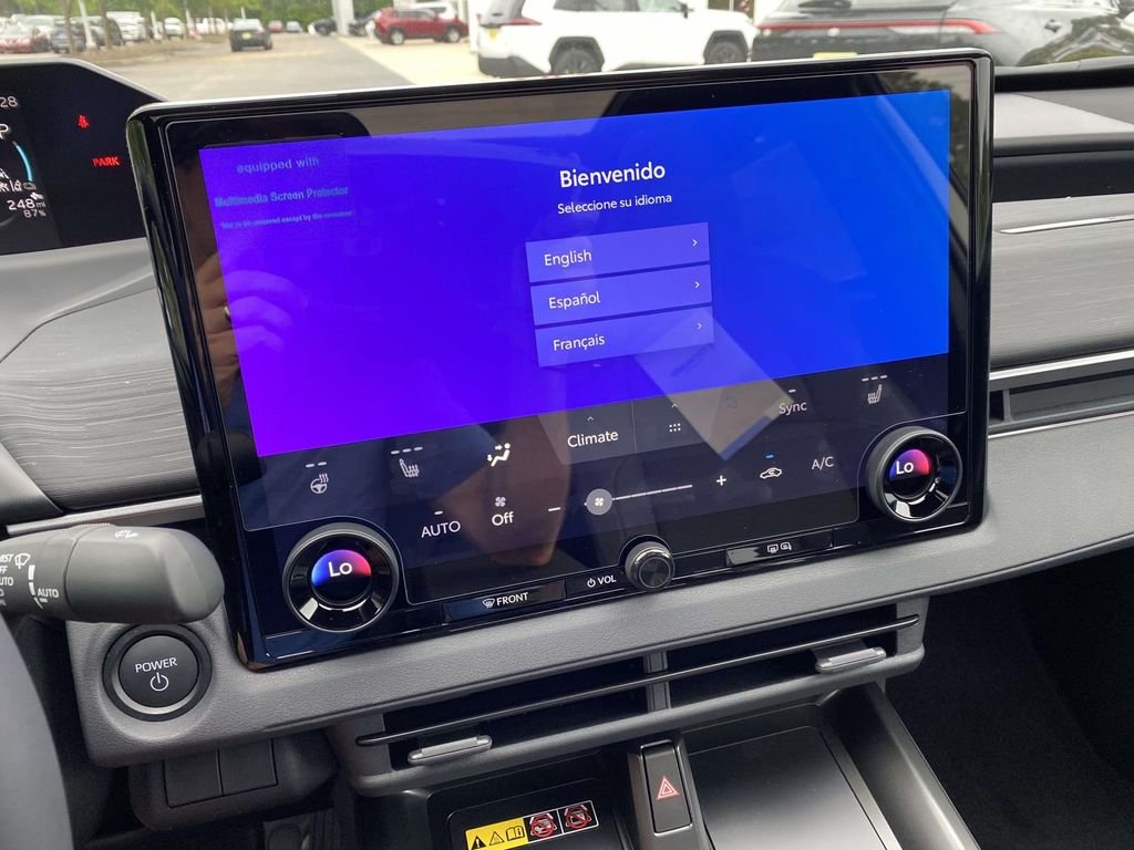 2026 Toyota C-HR XSE - Photo 23