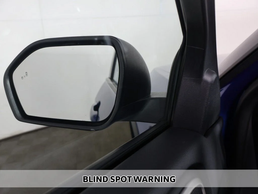 Used 2023 Blue Ford XLT image 3