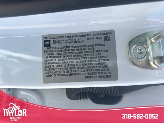 Used 2021 SUMMIT WHITE GMC 4WD Crew Cab 177" WB, 60" CA image 32