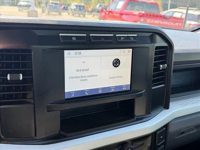Used 2024 Oxford White Ford XL image 19