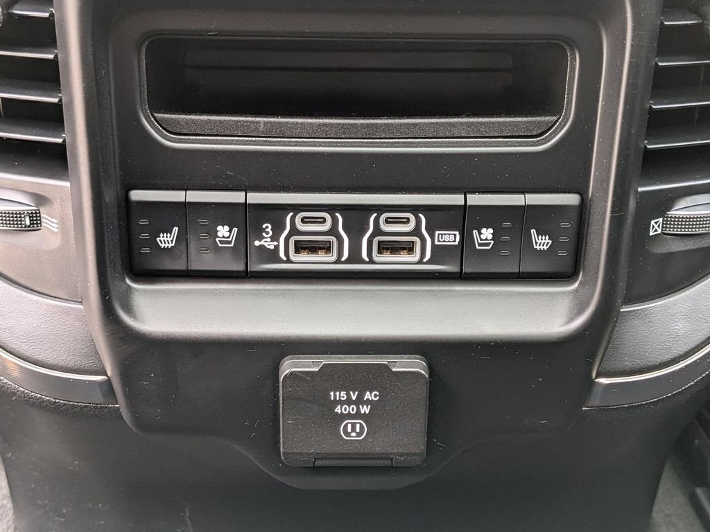 Used 2020 Silver Ram Limited image 31