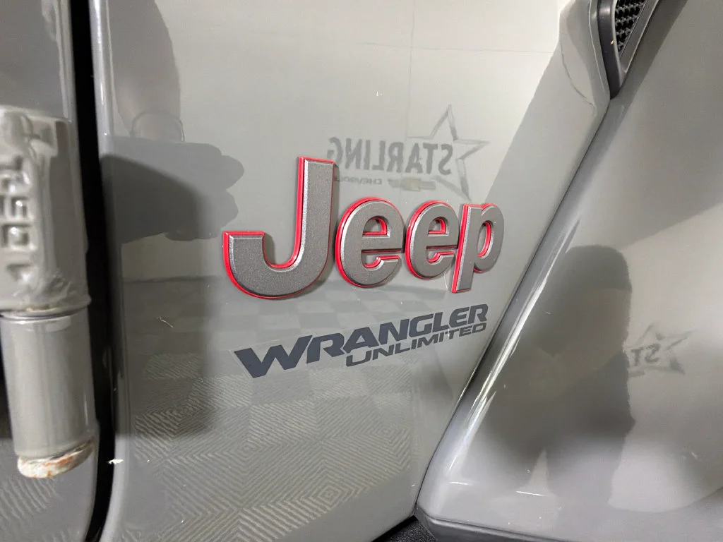 Used 2021  Jeep Unlimited Rubicon image 32