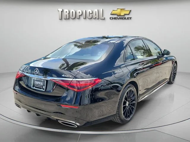 Used 2023 Black Mercedes-Benz S 580 image 3