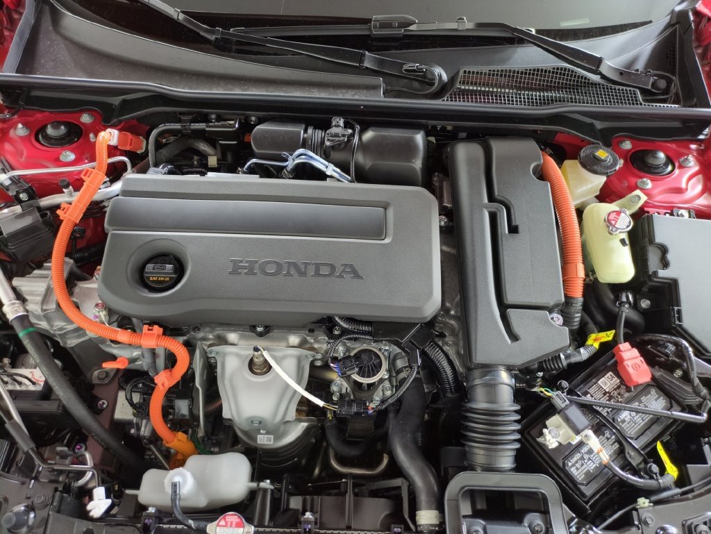New 2027 Rallye Red Honda Hybrid image 25