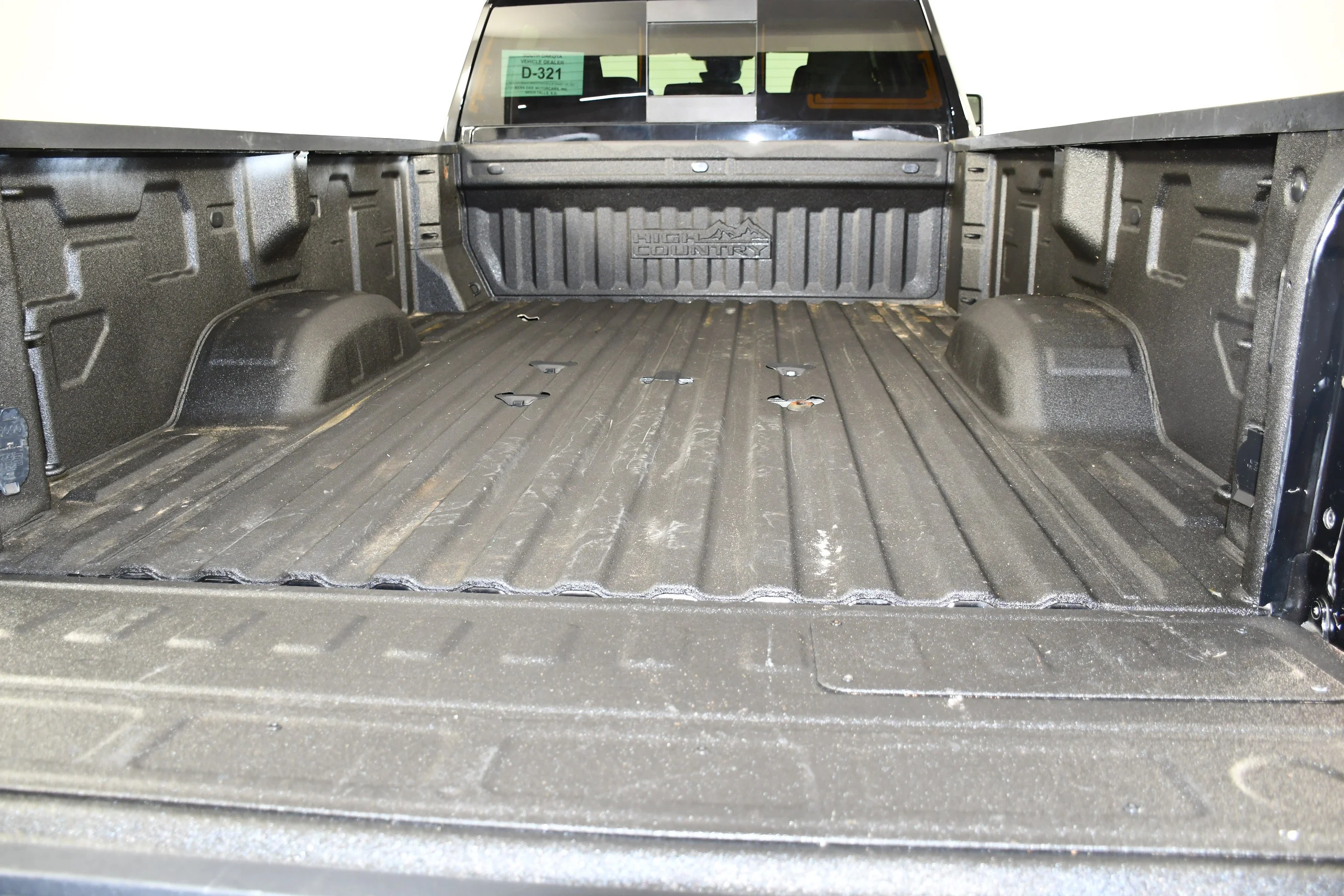Used 2024 Black Chevrolet High Country image 57