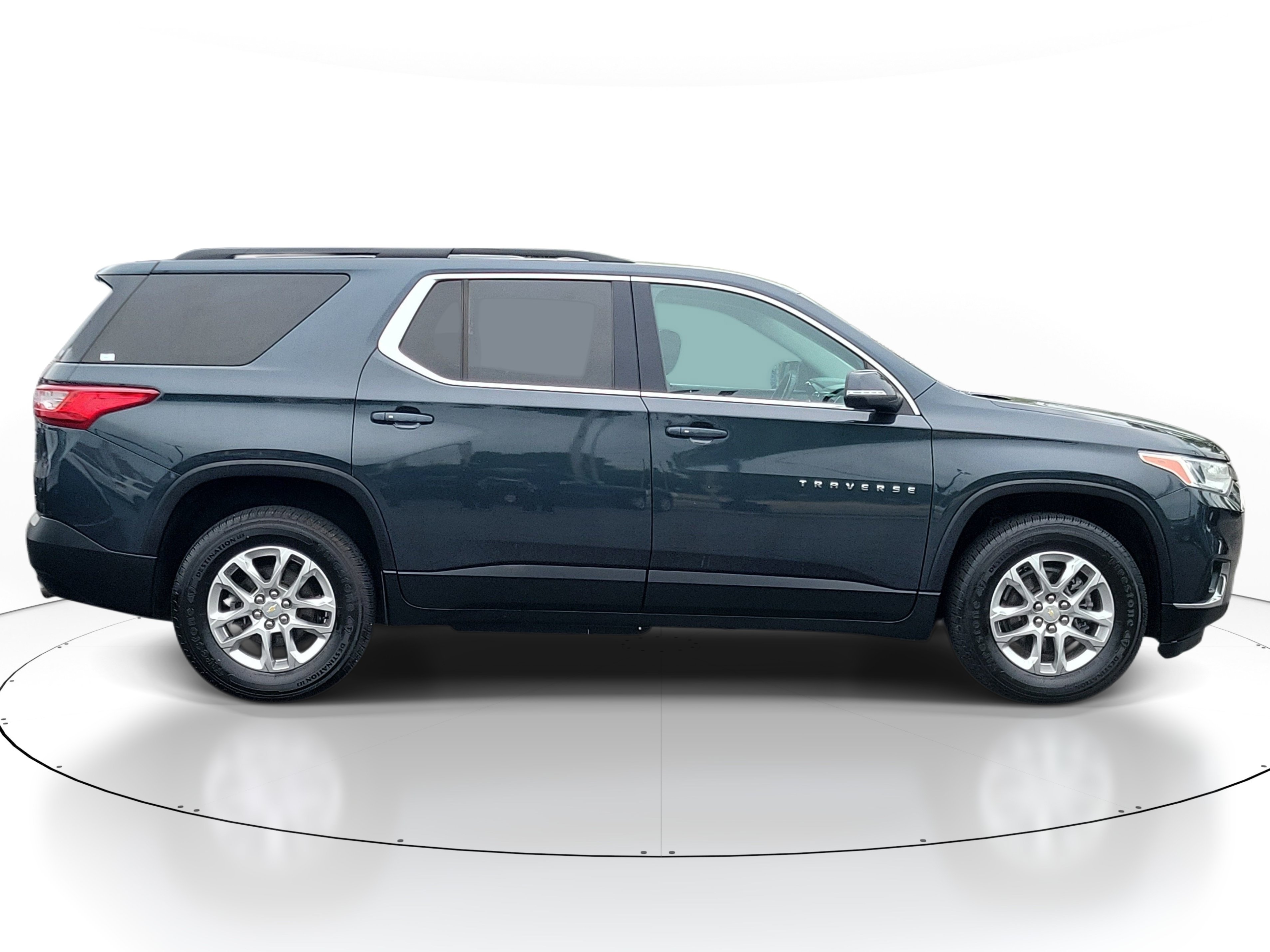 Used 2021 Graphite Metallic Chevrolet LT Cloth image 6