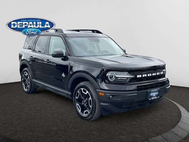 Used 2024 Black Ford Outer Banks image 9