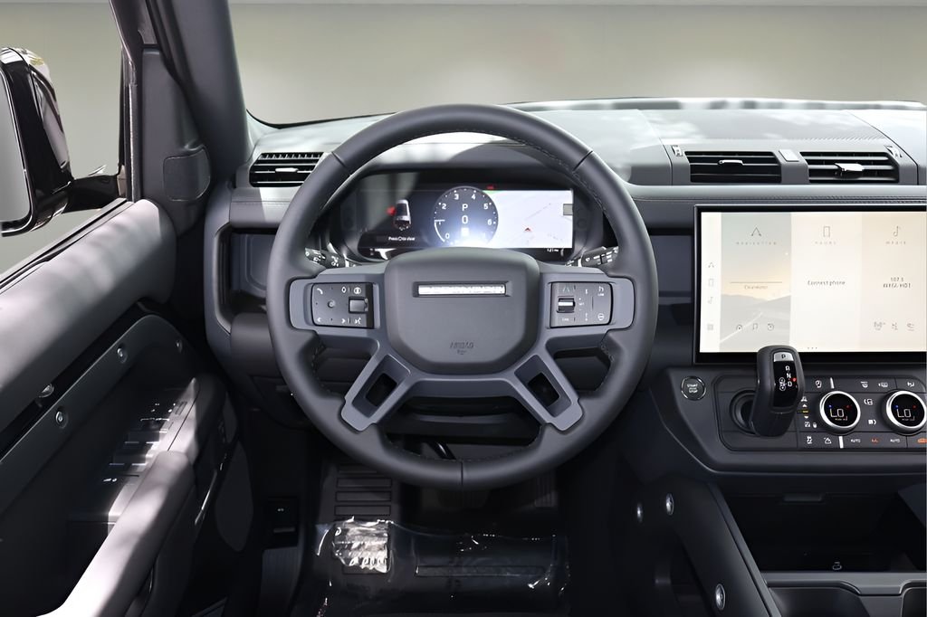 New 2026 Santorini Black Land Rover S image 14