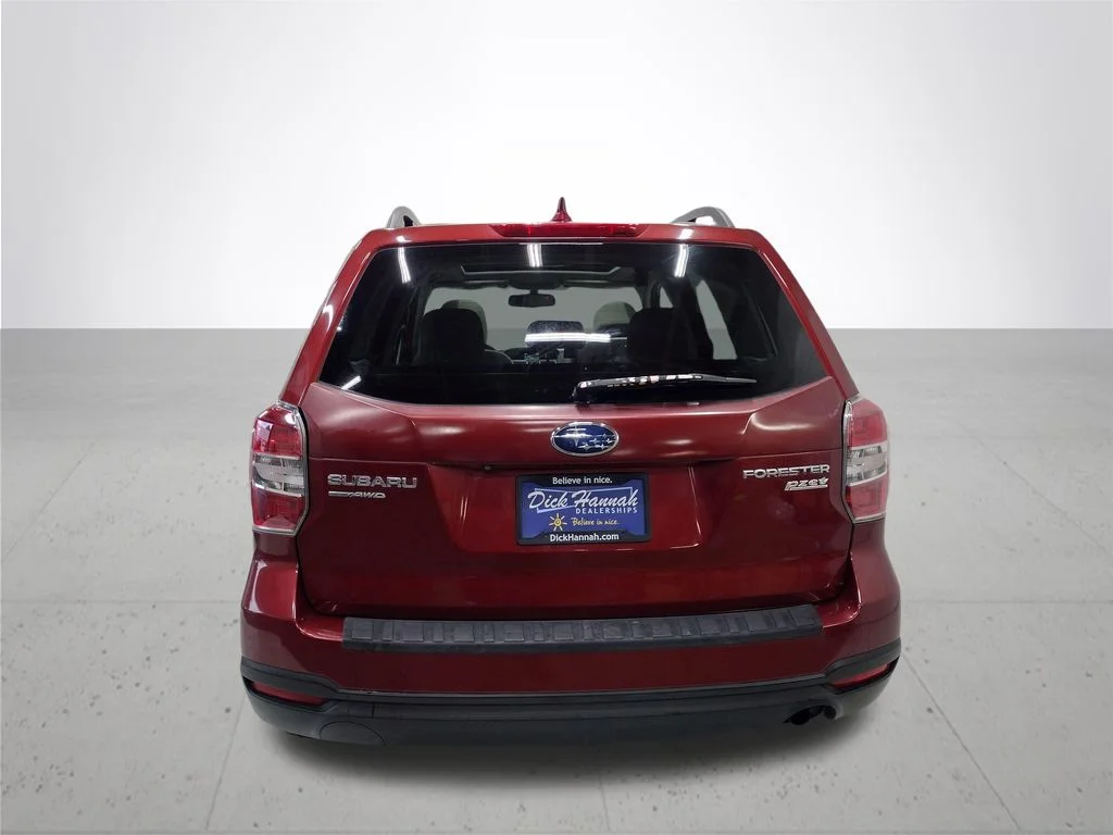 Used 2016 Red Subaru 2.5i Premium image 14