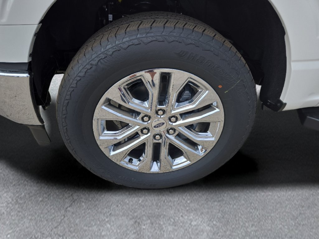 New 2026 White Ford Lariat image 28