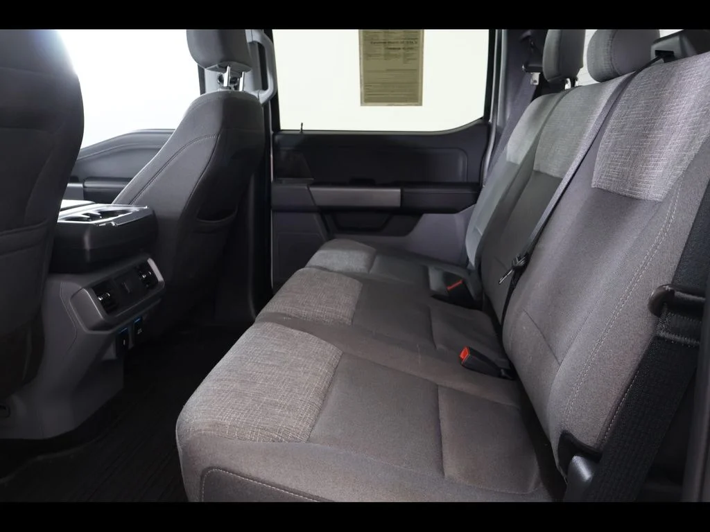 Used 2022 White Ford XLT image 10