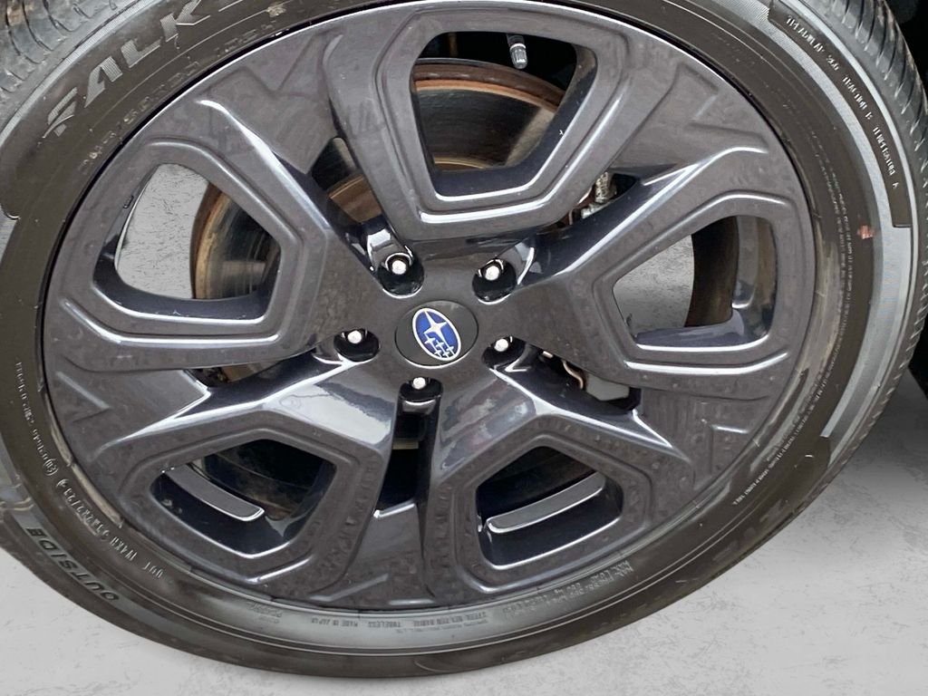 Used 2024 Gray Subaru Onyx Edition image 32