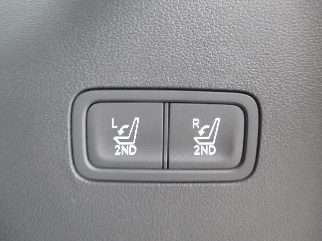 New 2026 Gray Hyundai SEL AWD image 7