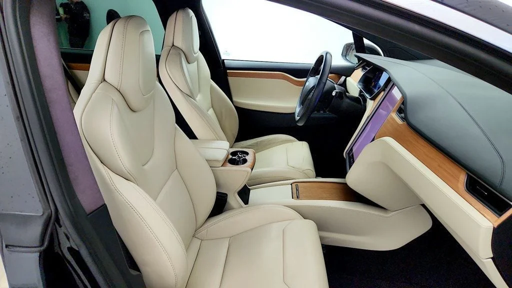 Used 2019 Solid Black Tesla Long Range AWD image 28