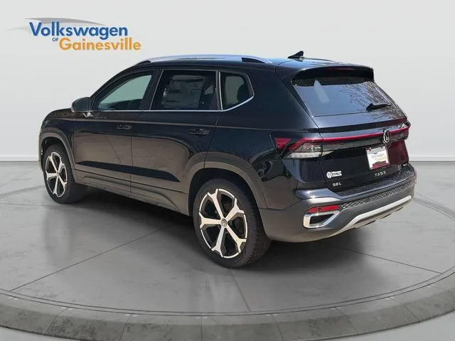 New 2026 Deep Black Pearl Volkswagen SEL image 6