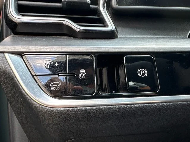Certified Used 2023 Green Kia X-Line image 26