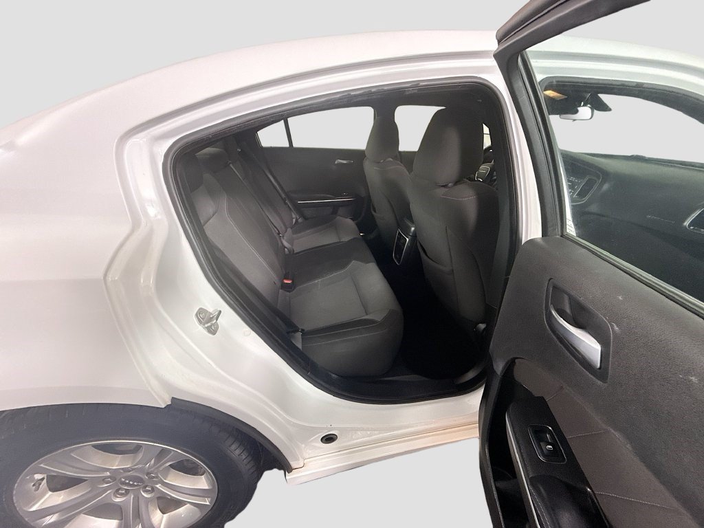 Used 2022 White Knuckle Clearcoat Dodge SXT image 21