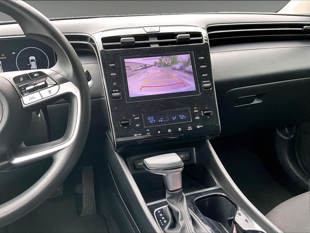 Used 2024 Hampton Gray Hyundai SEL image 18