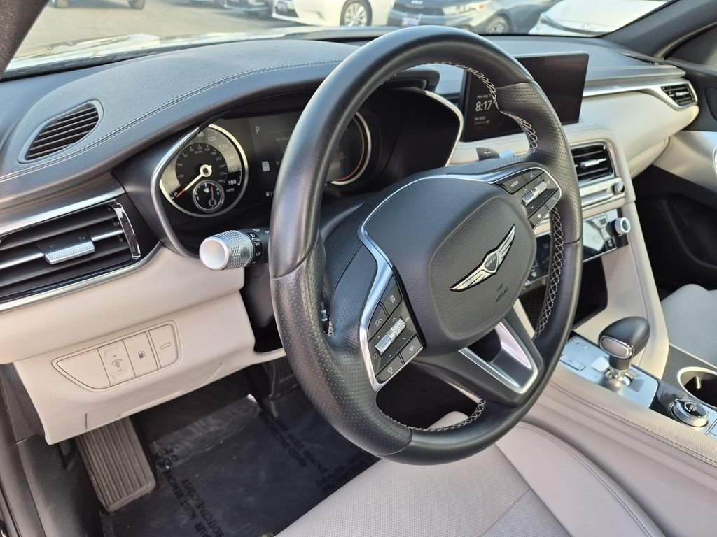 Used 2025 Black Genesis 2.5T image 14