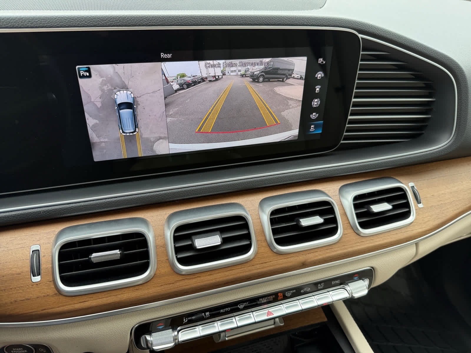 Certified Used 2023 Polar White Mercedes-Benz GLE 580 image 19