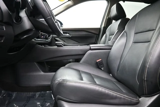 Used 2023 Black Nissan SL image 25
