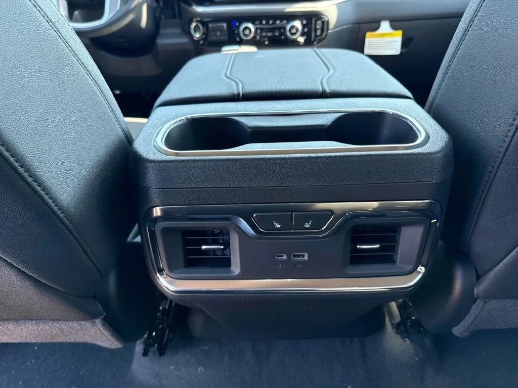 2026 GMC Sierra 1500 SLT - Photo 22