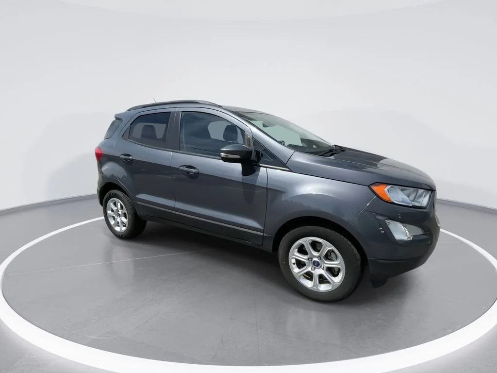 Used 2020 Gray Ford SE image 2