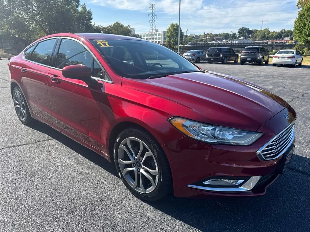 Used 2017 Red Ford S image 8
