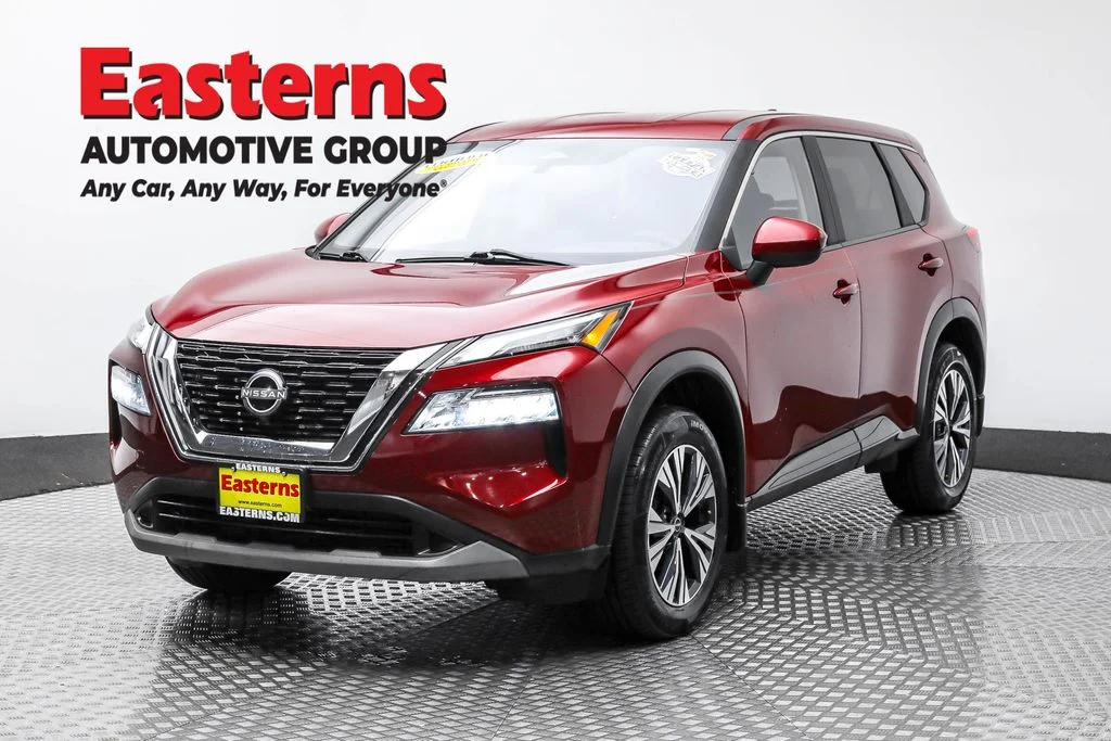 Used 2023 Red Nissan SV image 1