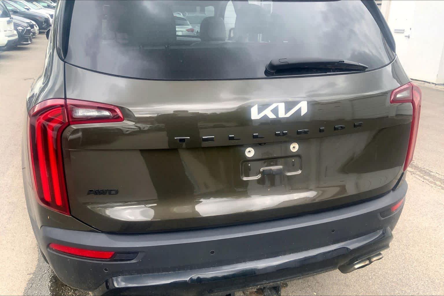 Used 2022 Dark Moss Kia SX image 30