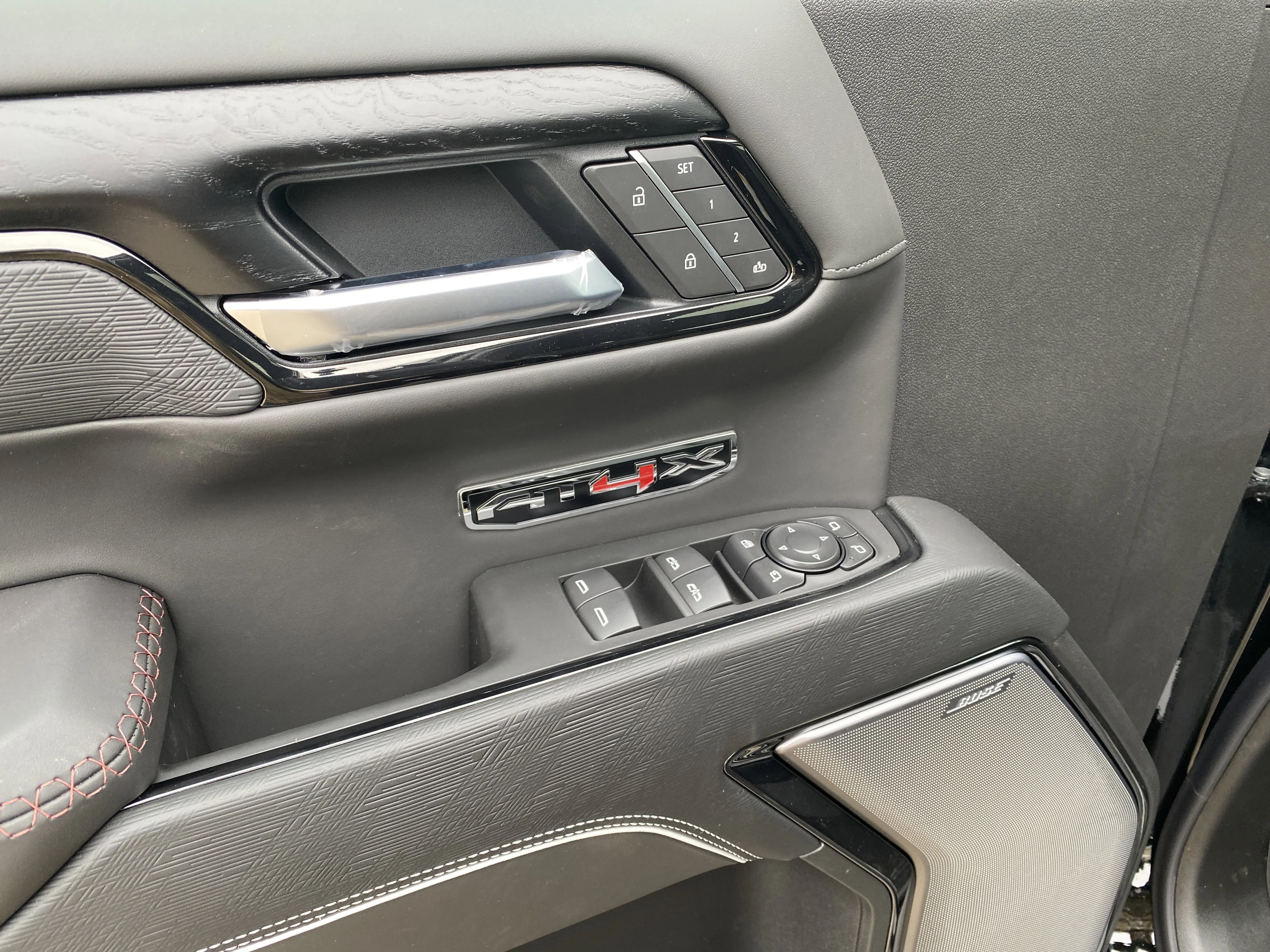 New 2026 ONYX BLACK GMC AT4X image 26