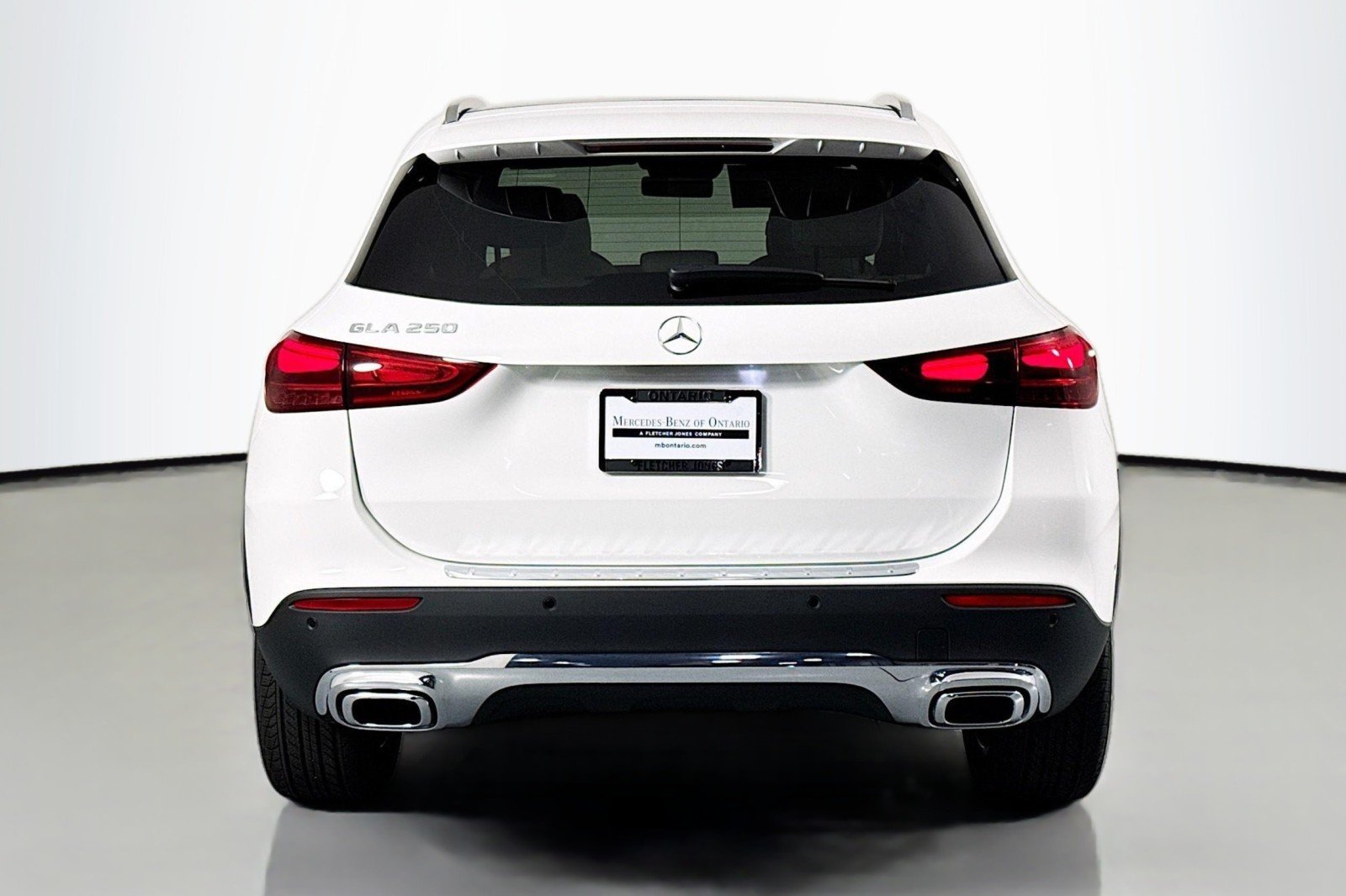 Certified Used 2026 Polar White Mercedes-Benz GLA 250 image 4