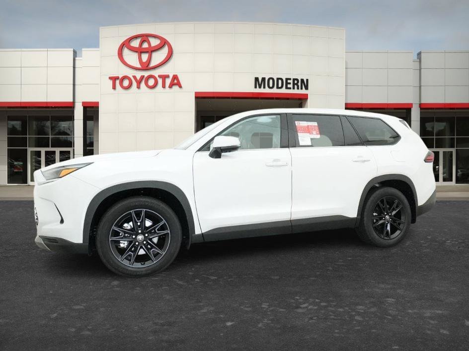 New 2026 Wind Chill Pearl Toyota Platinum image 4