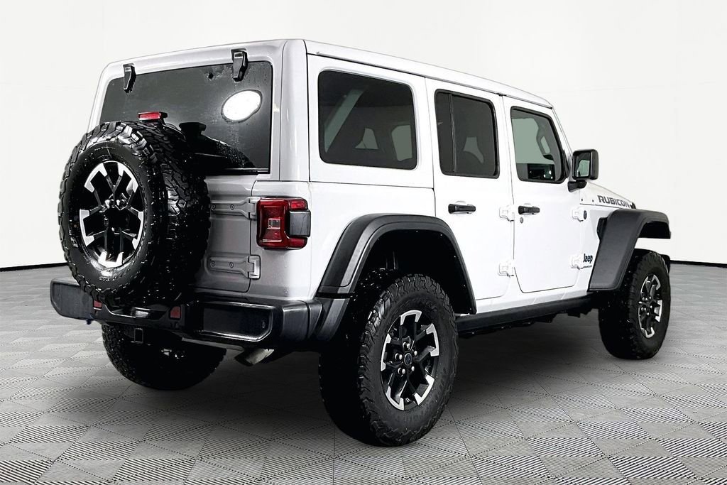 Used 2025 White Jeep Rubicon image 6