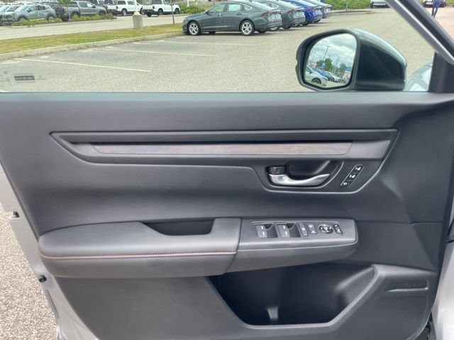 Certified Used 2025 Solar Silver Metallic Honda HYBRID AWD SPORT-L image 44