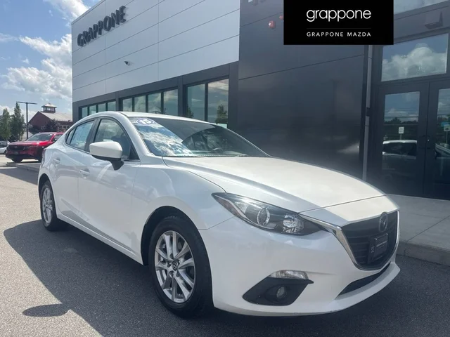 Pre-Owned 2015 Mazda3 i Touring