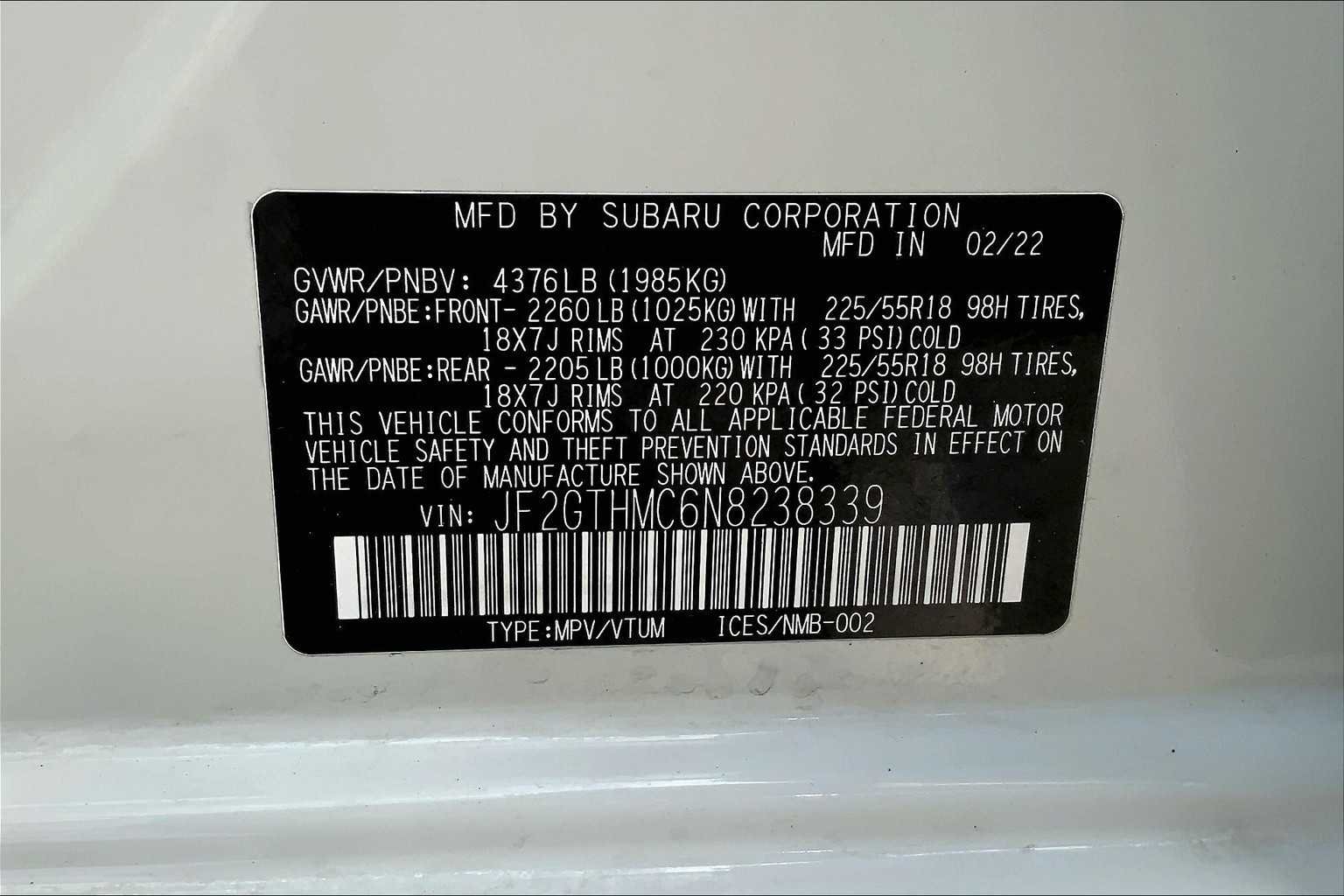 Used 2022 Crystal White Pearl Subaru Limited image 32