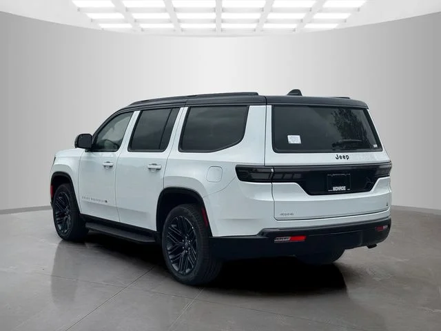 New 2026 Bright White Clear-Coat Exterior Paint Jeep Grand Wagoneer image 5