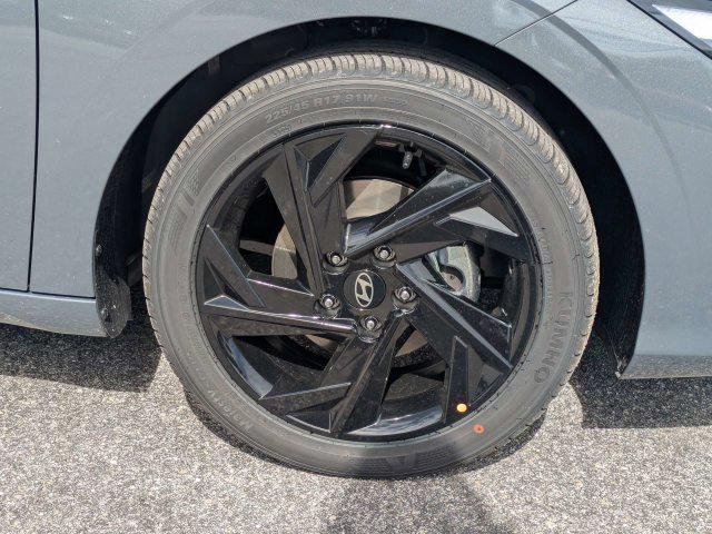 New 2026 Gray Hyundai SEL Sport Plus image 11
