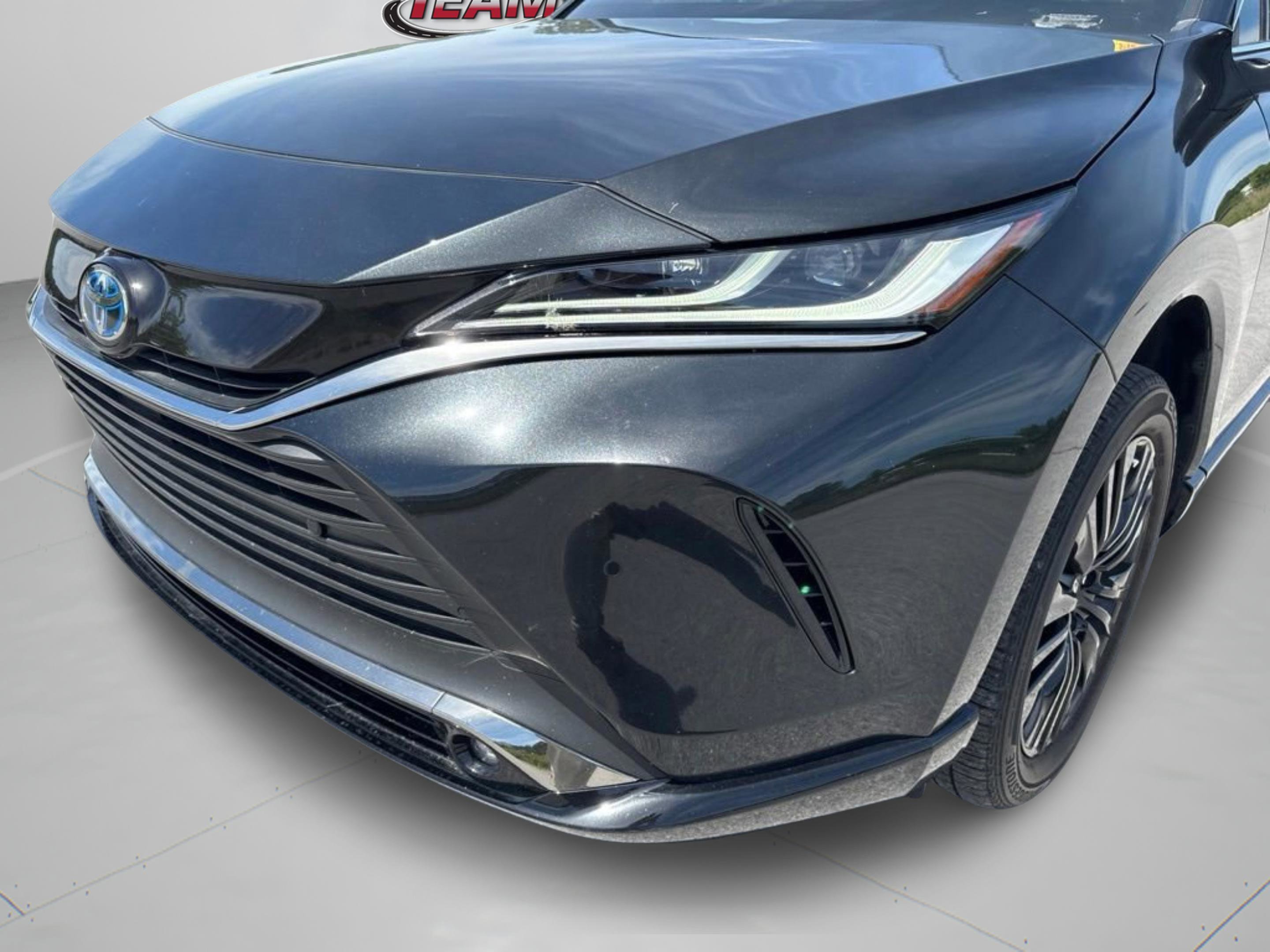 2024 Toyota Venza Nightshade - Photo 38