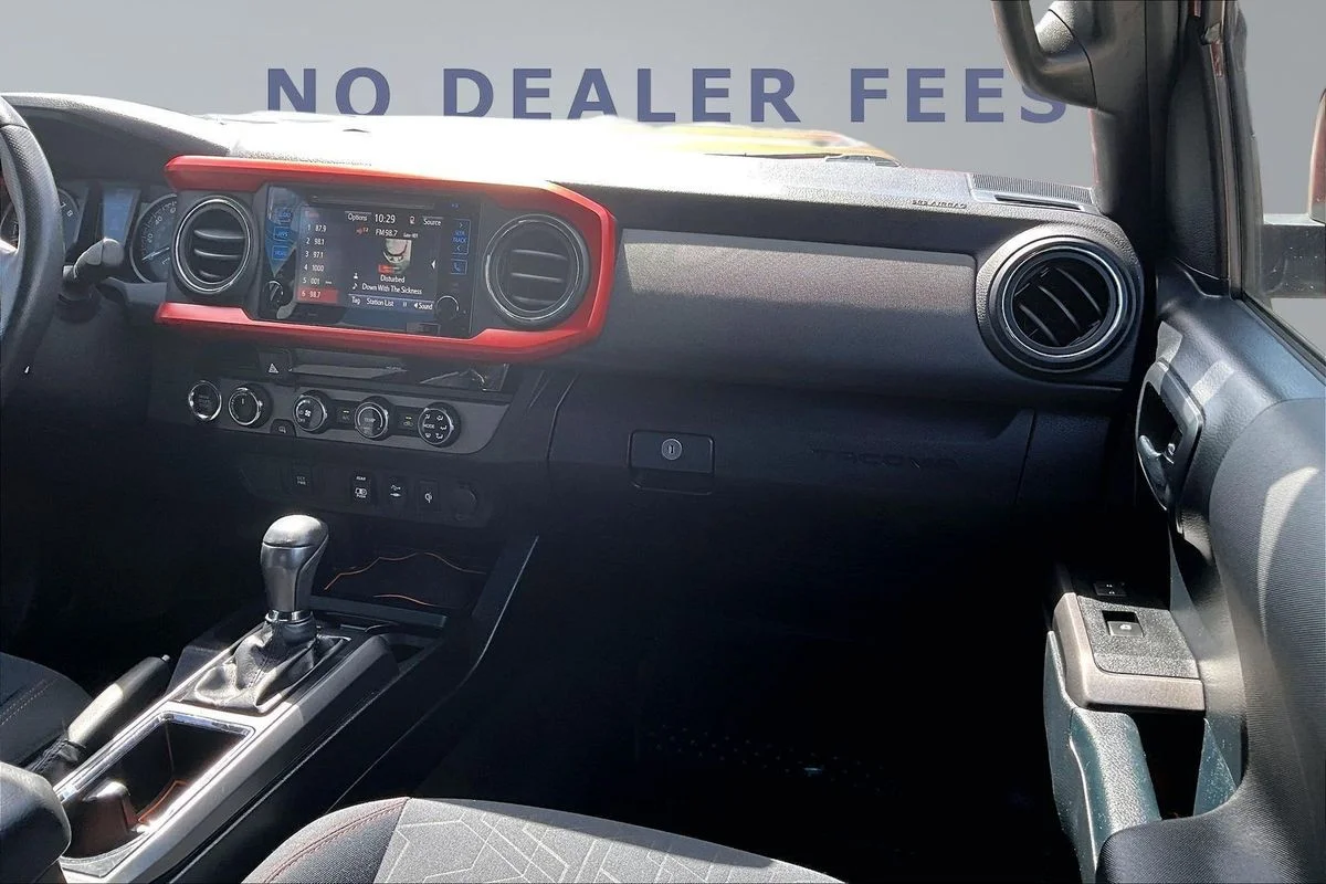 Used 2018  Toyota TRD Sport image 27