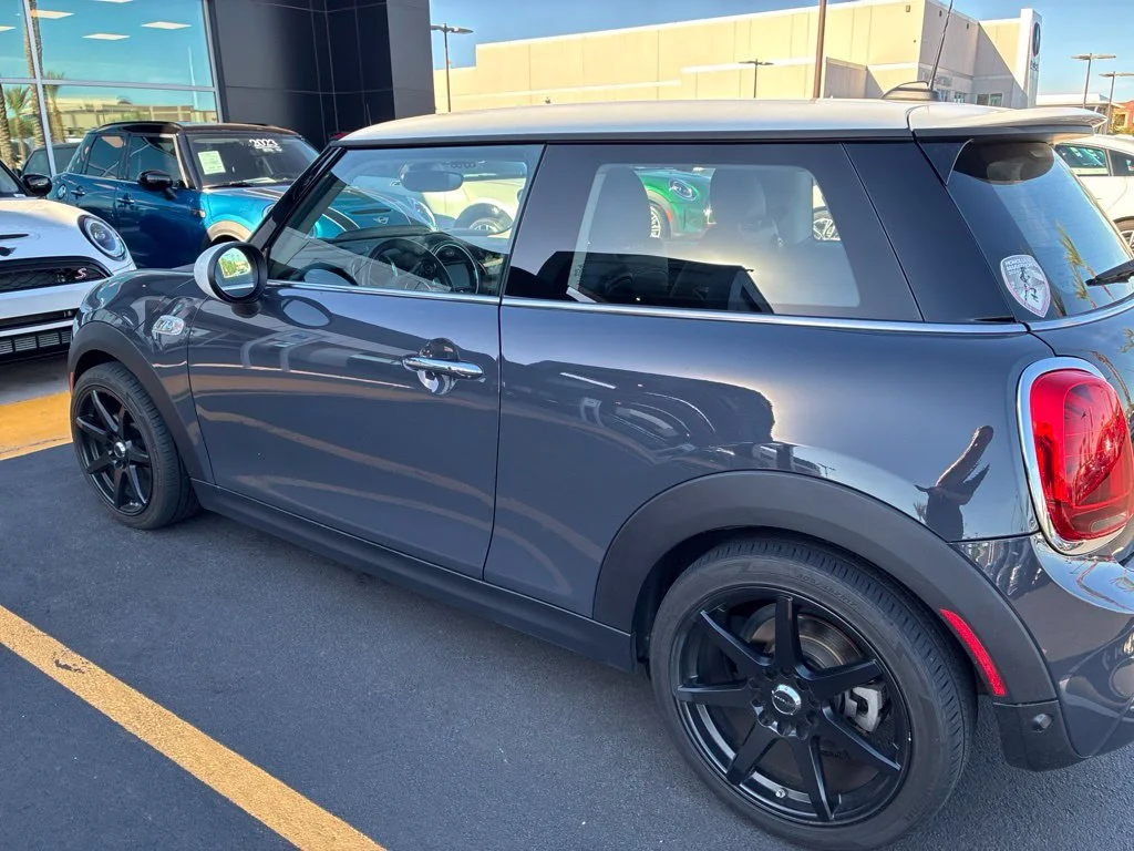 Used 2019 Gray MINI Iconic image 5