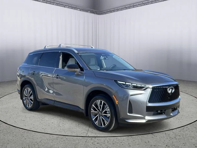 New 2027 GRAPHITE SHADOW INFINITI Luxe AWD image 5