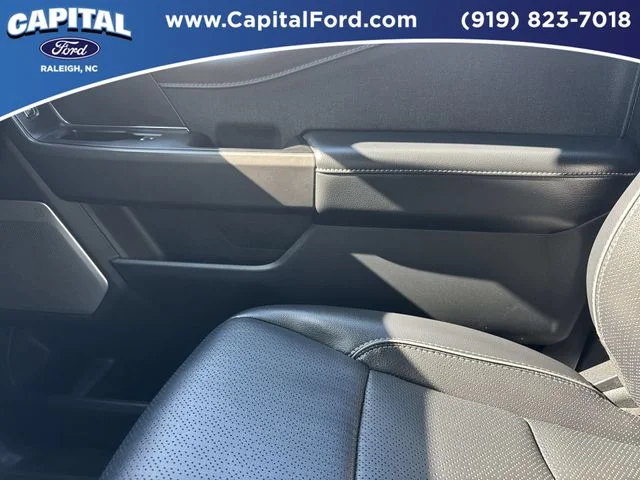 Used 2024 Black Ford Lariat image 29