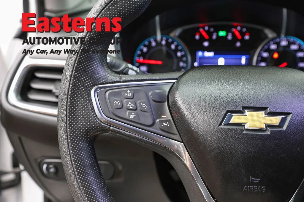 Used 2021 White Chevrolet LT image 14