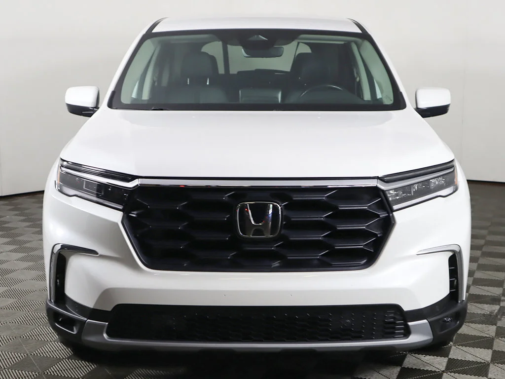 2025 Honda Pilot EX-L - Photo 11